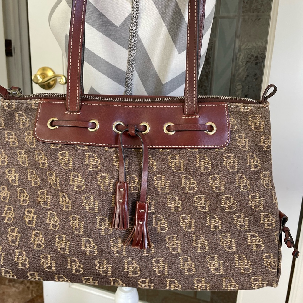 Dooney&Bourke Bag - Picture 2 of 11